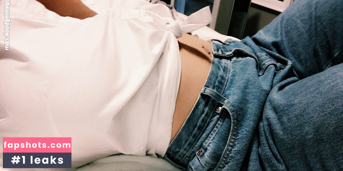 Isabelle Maltais gallery photo #20