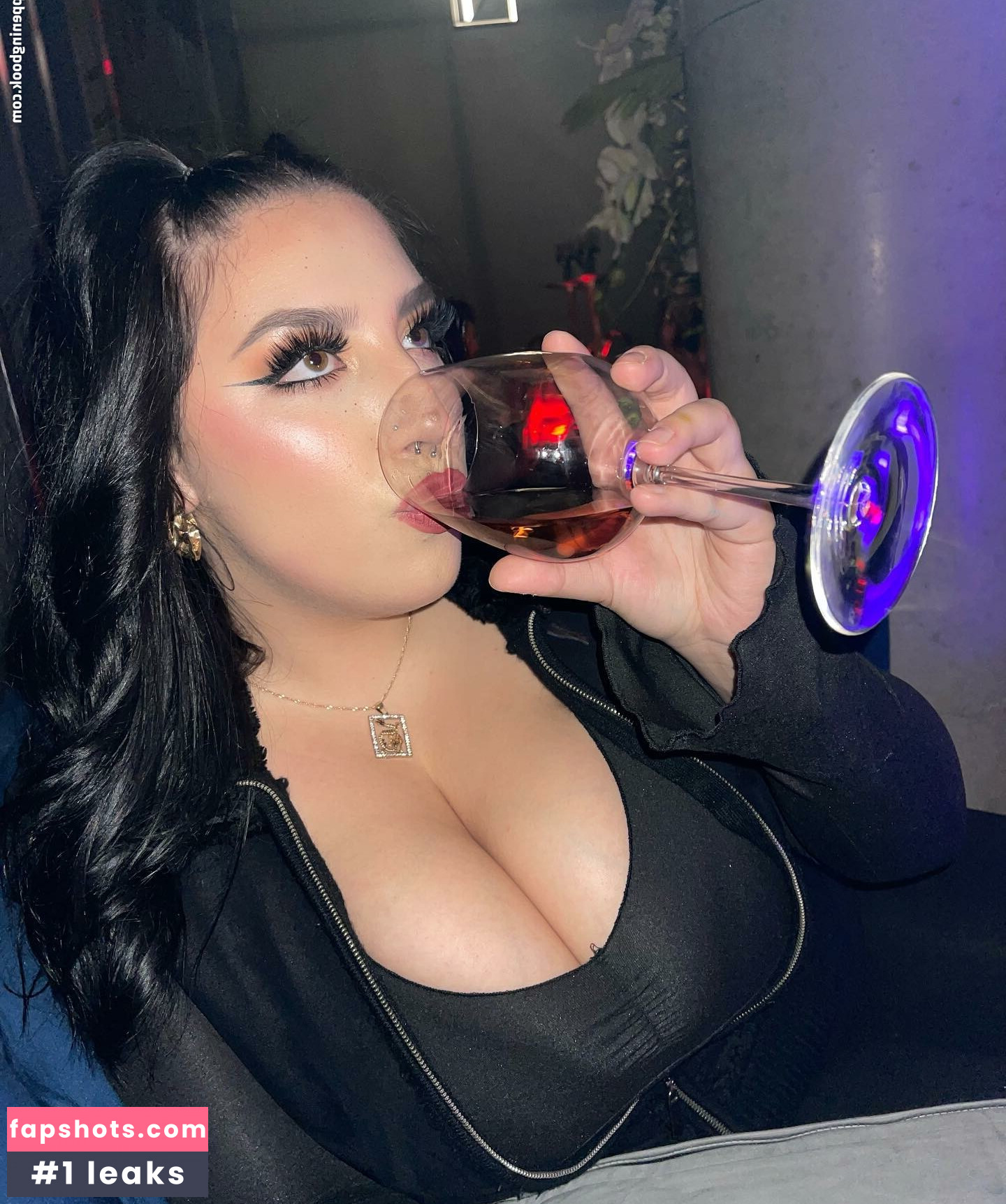 Isabelle Maltais gallery photo #23