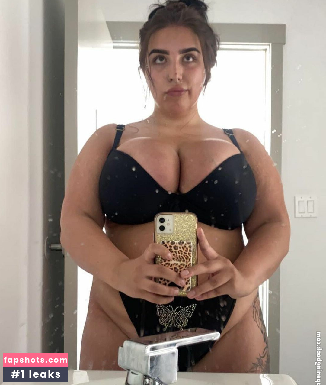 Isabelle Maltais gallery photo #24