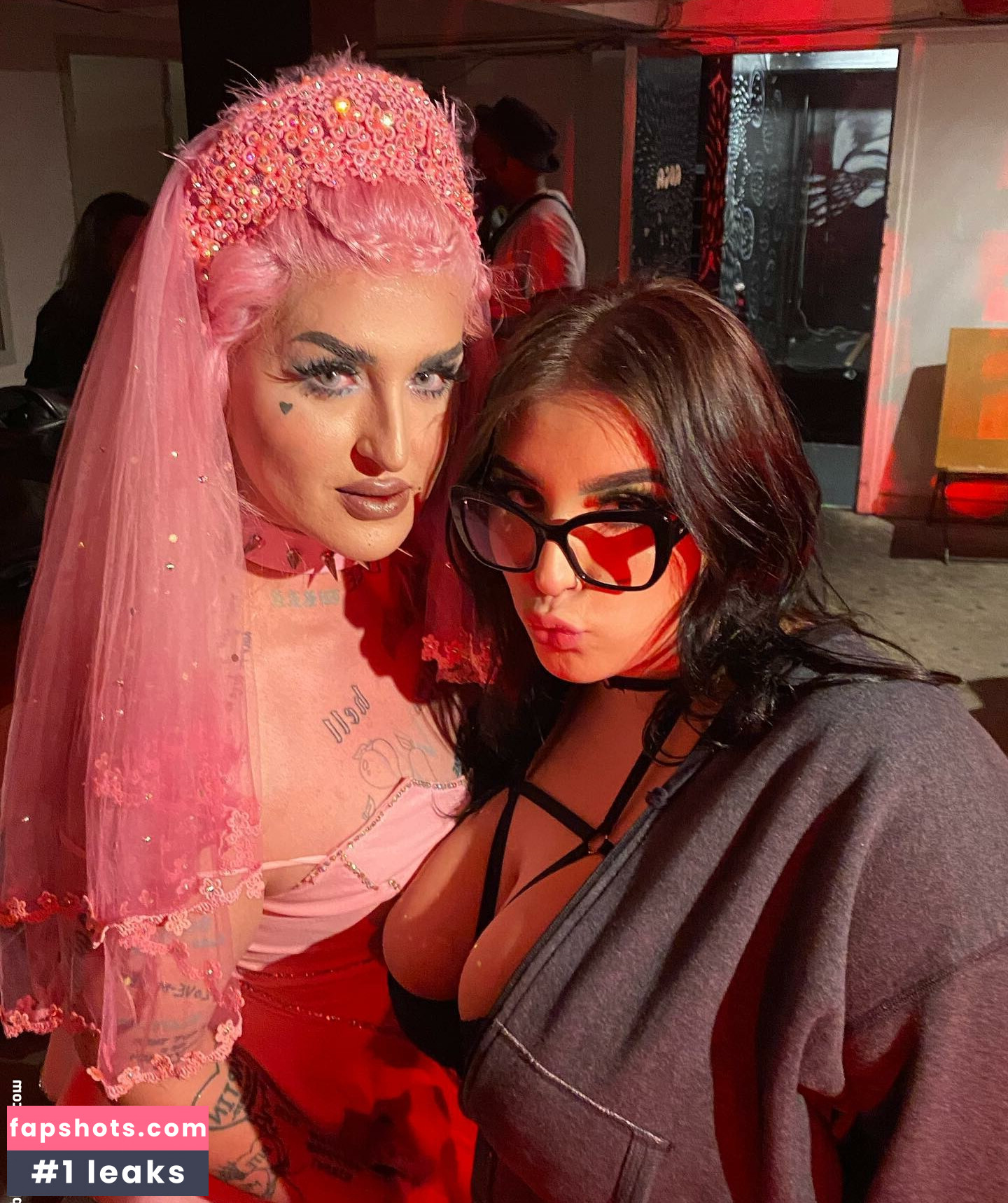 Isabelle Maltais gallery photo #27