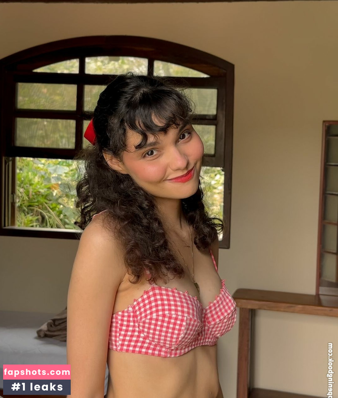 Isabelle Moreiraxsbel gallery photo #2