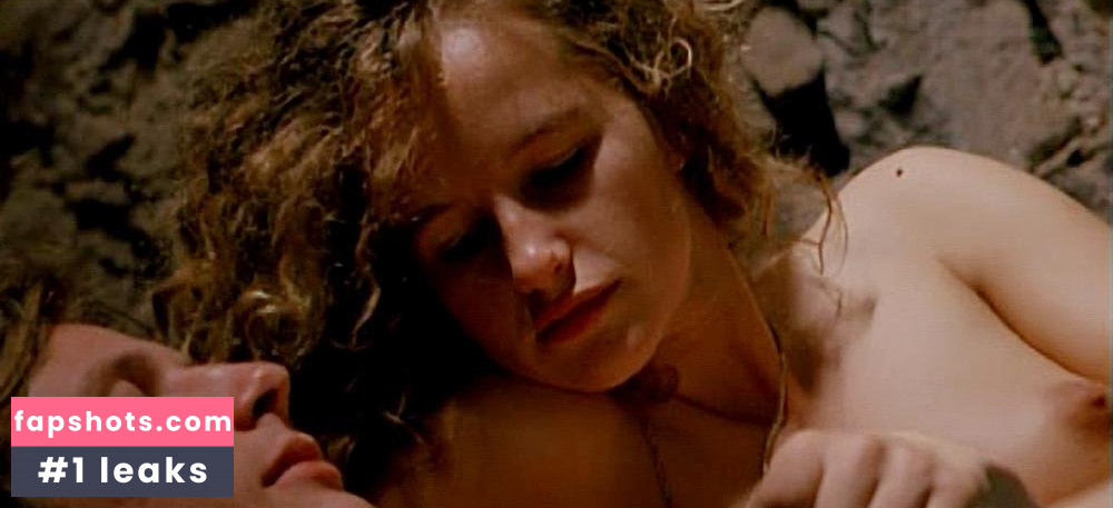 Isabelle Pasco gallery photo #9