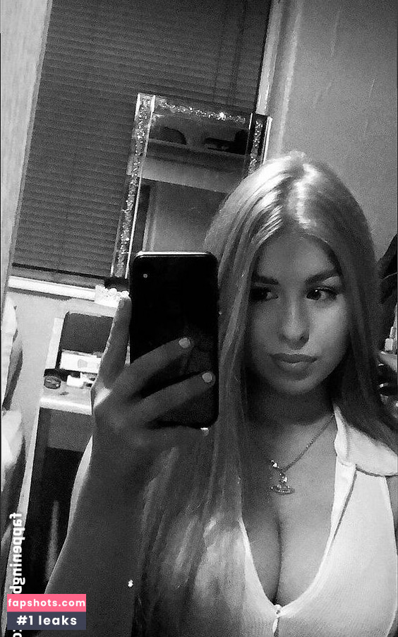 Isabelle Rose gallery photo #3