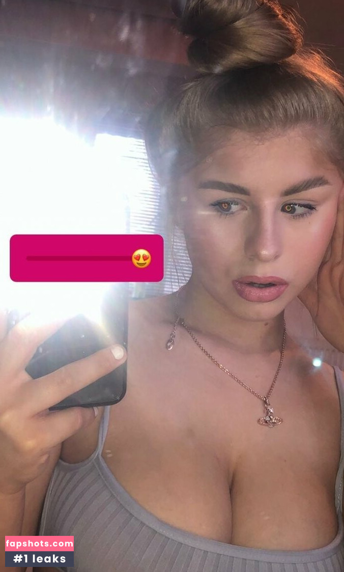 Isabelle Rose gallery photo #36