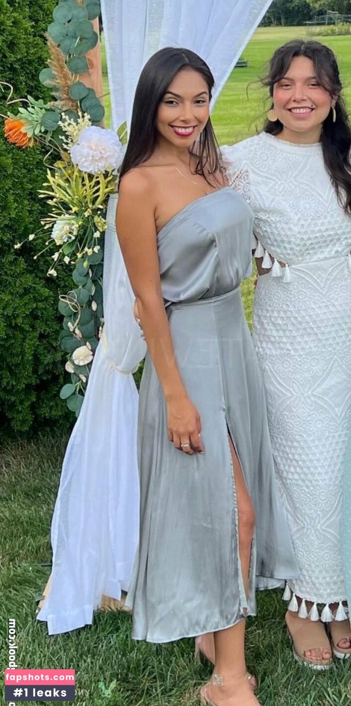 Iscely Antoriano gallery photo #7