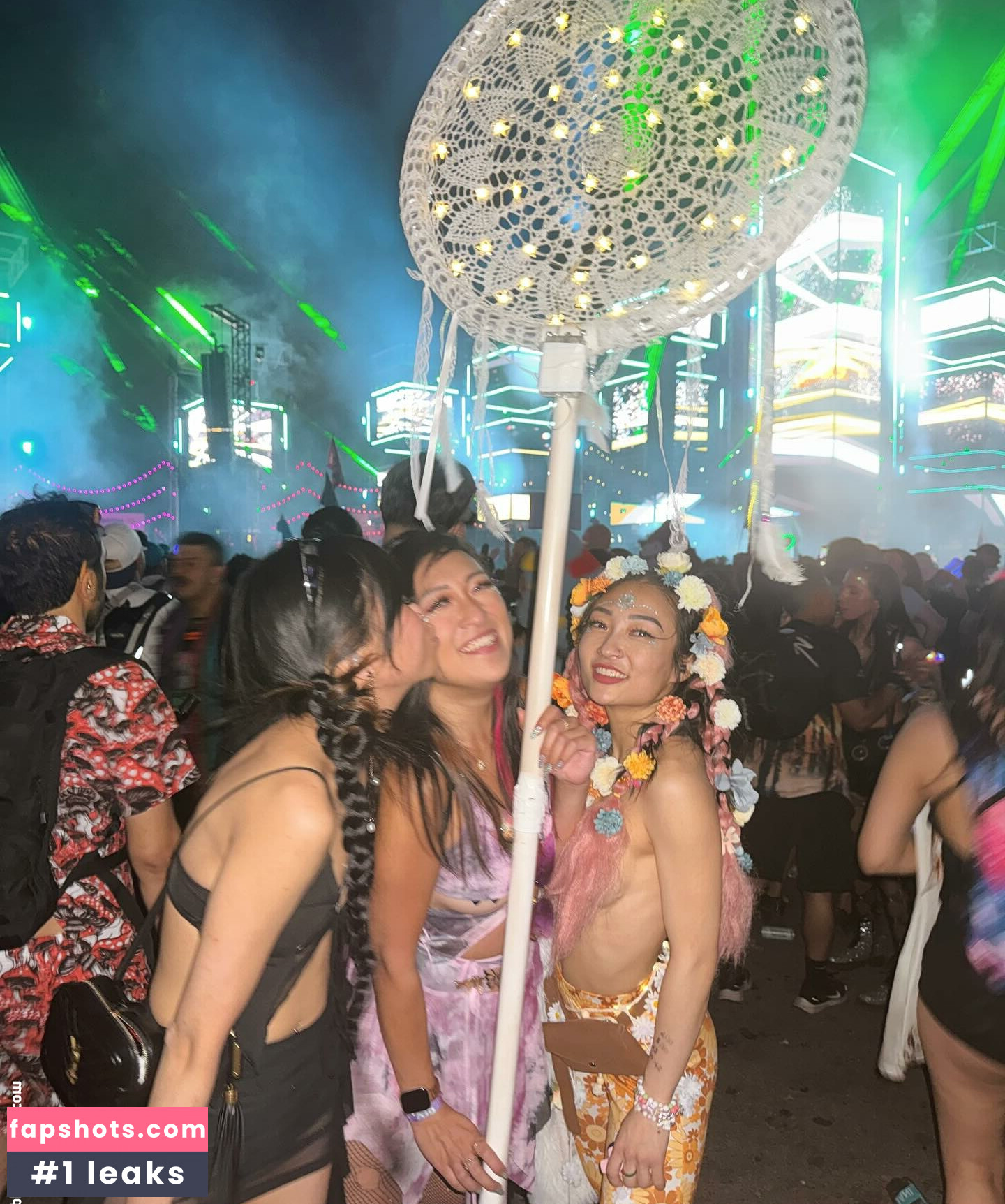 iseetan Nude Leaks OnlyFans Photos #26 - LeakJerk