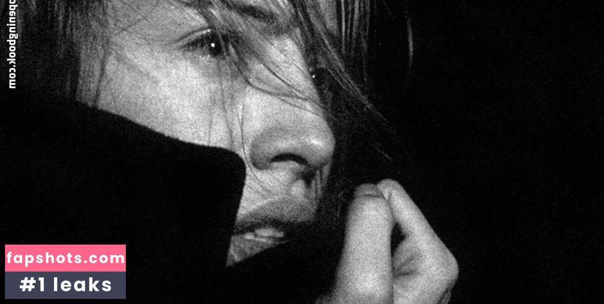 Isild Le Besco Nahé úniky fotek pouze od fanoušků #27 - Fapshots