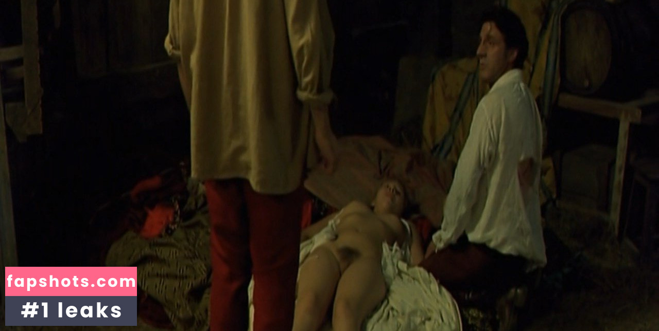 Isild Le Besco Nahé úniky fotek pouze od fanoušků #35 - Fapshots