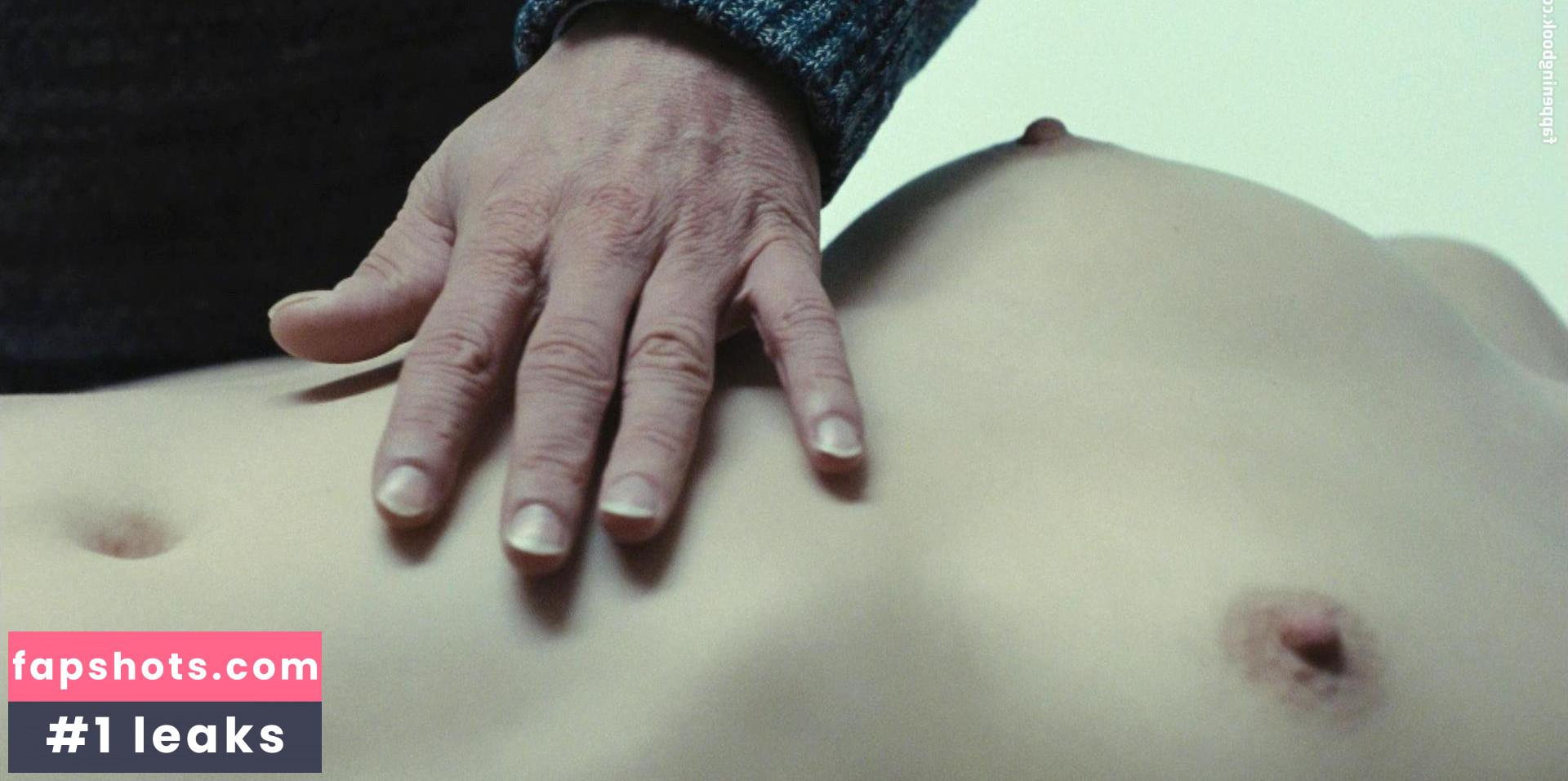 Isild Le Besco Nahé úniky fotek pouze od fanoušků #49 - Fapshots