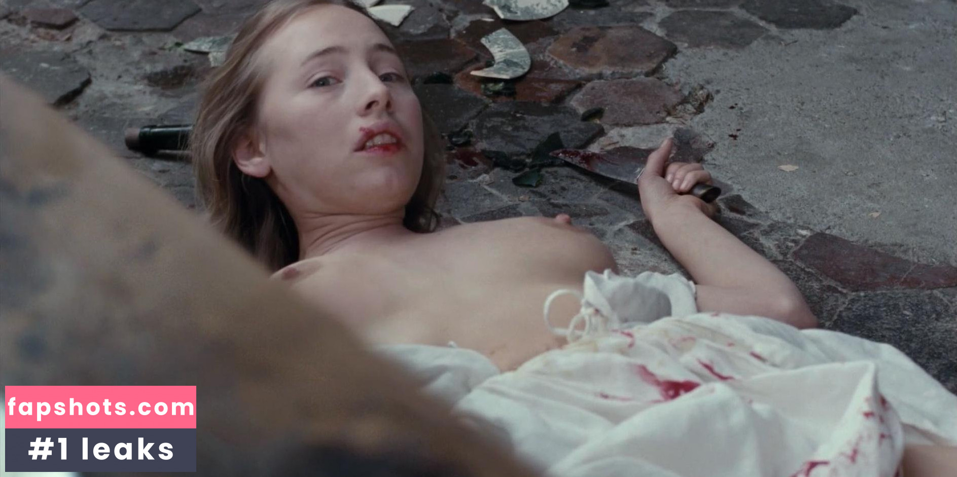 Isild Le Besco Nahé úniky fotek pouze od fanoušků #77 - Fapshots