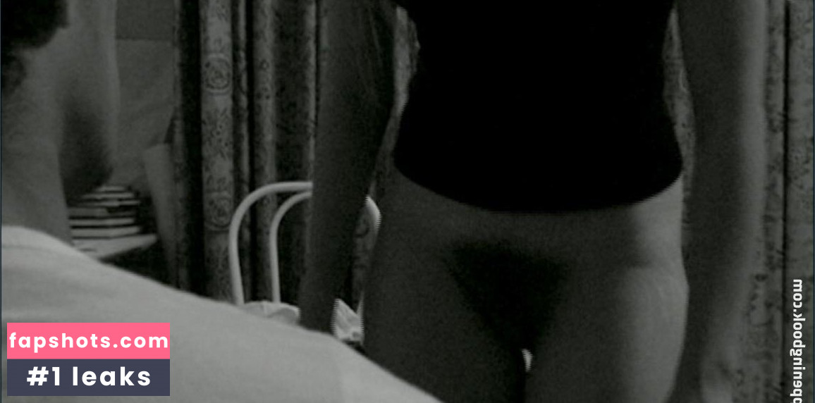 Isild Le Besco gallery photo #92