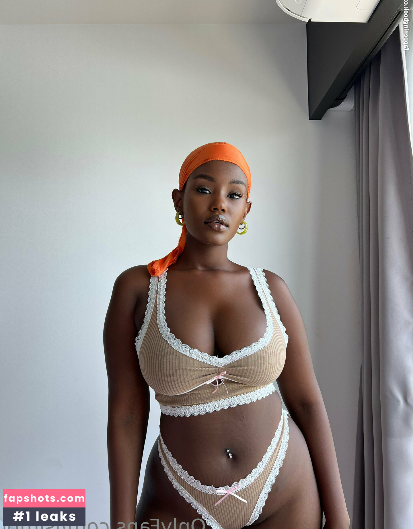 Isimbi gallery photo #13