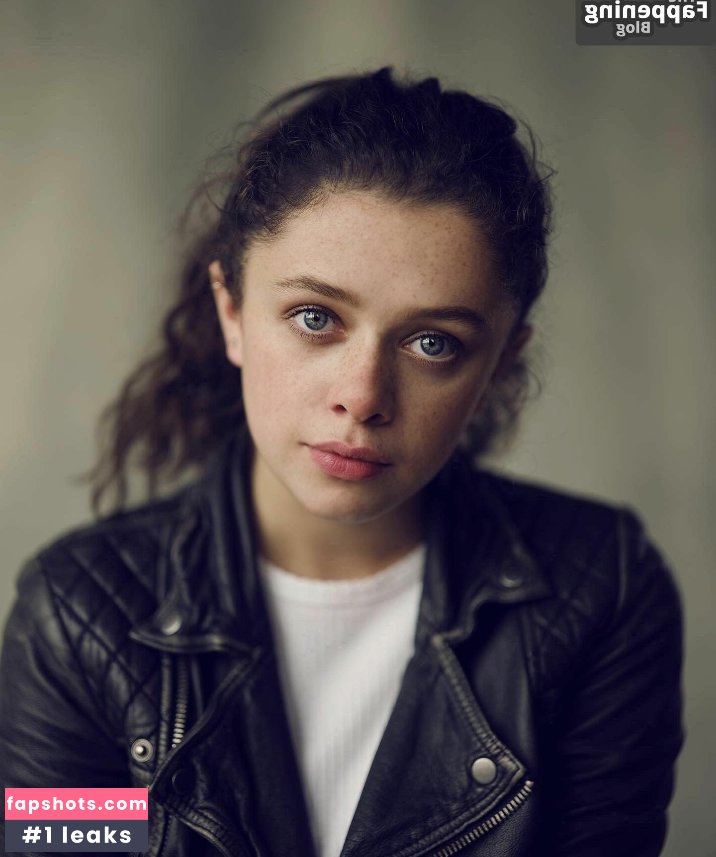 Isis Hainsworth gallery photo #2