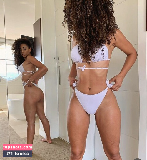 Isis Pequine Bl4ck B4rbie Nude Leaks OnlyFans - Fapshots