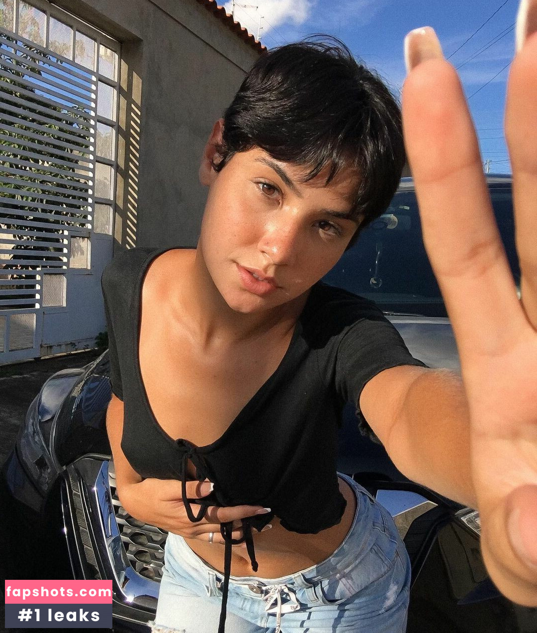 Isis Rodrigues gallery photo #124