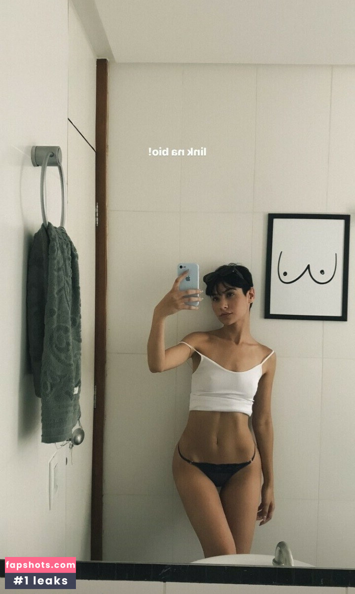 Isis Rodrigues gallery photo #19