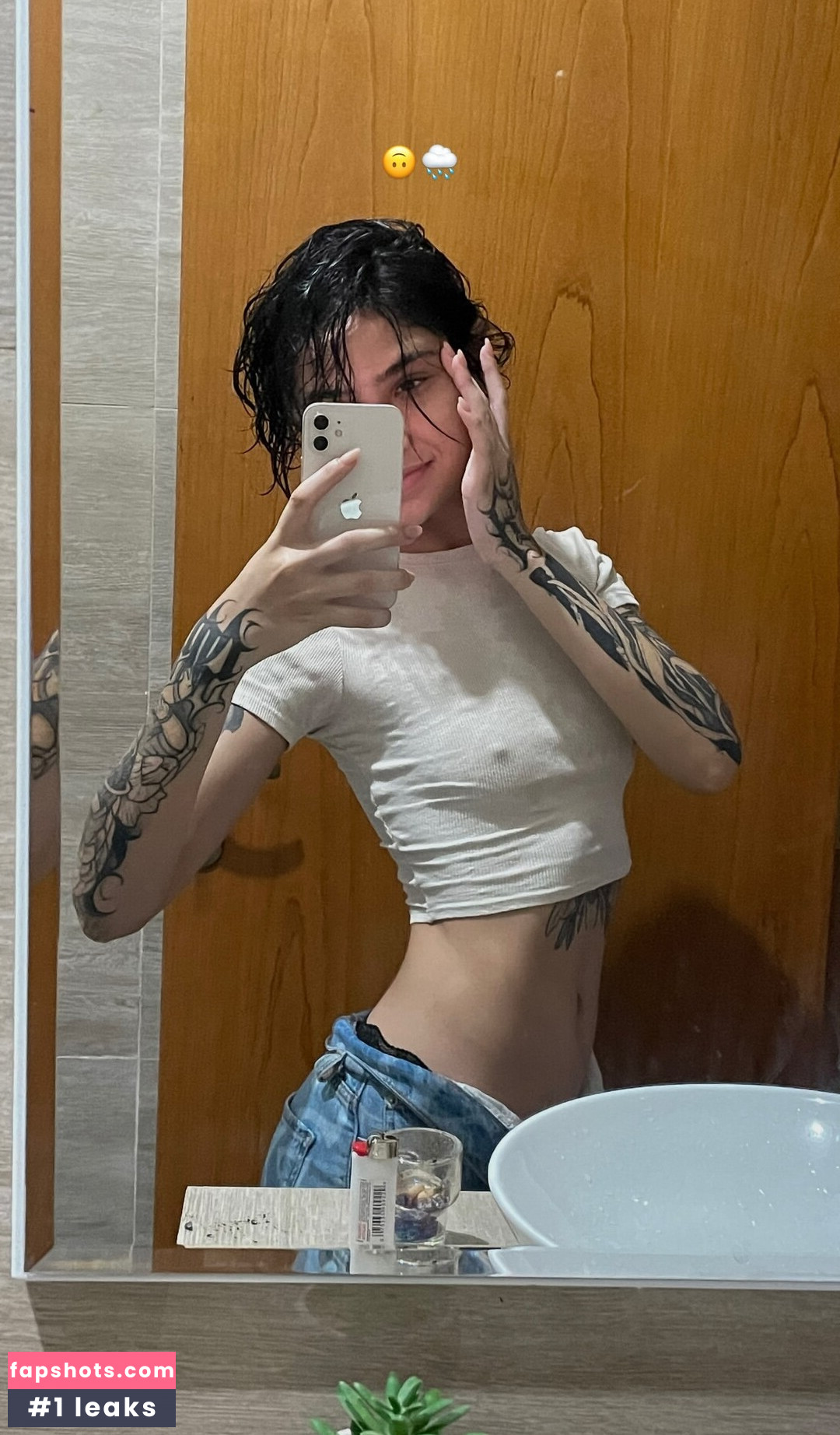 Isis Rodrigues gallery photo #36