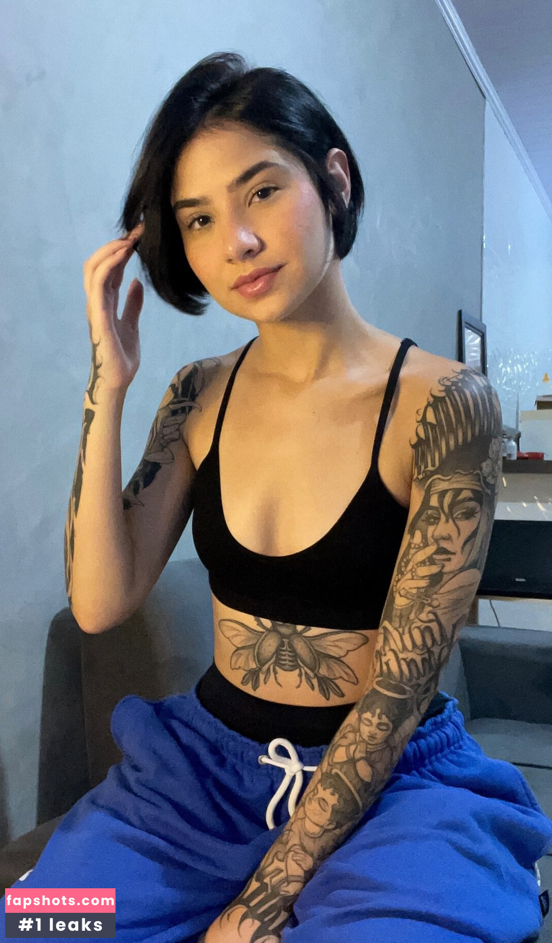 Isis Rodrigues gallery photo #38