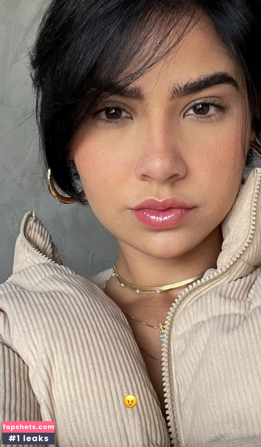 Isis Rodrigues gallery photo #46