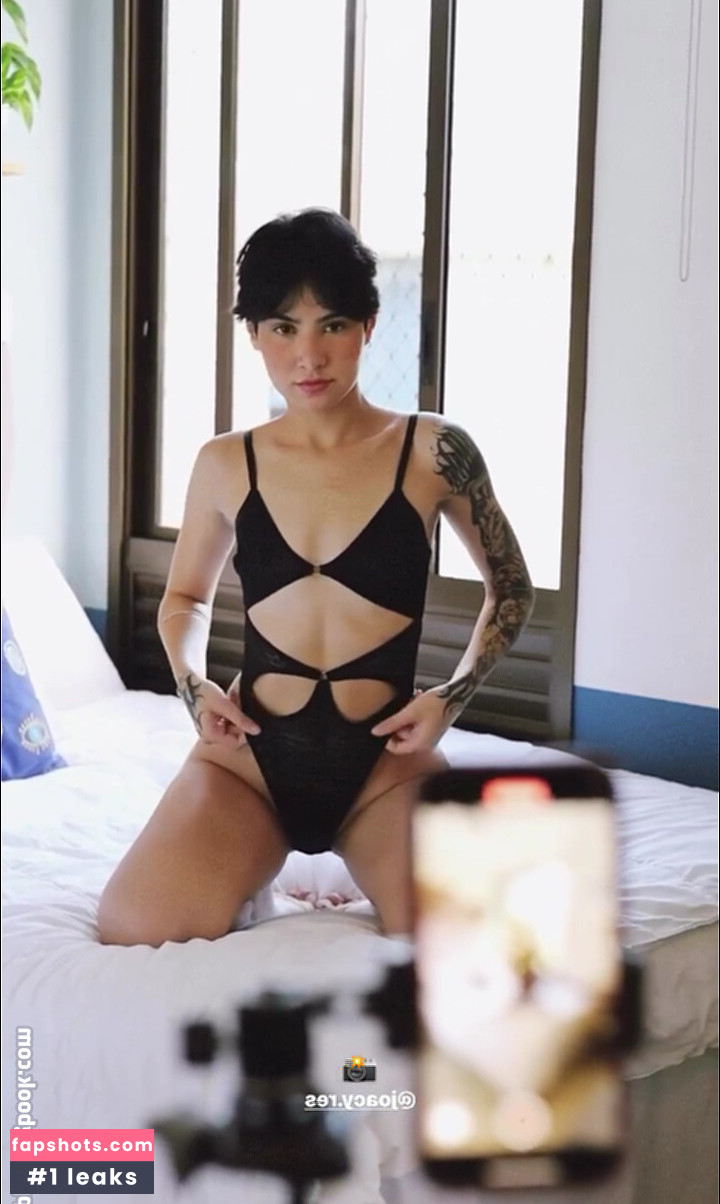 Isis Rodrigues gallery photo #79