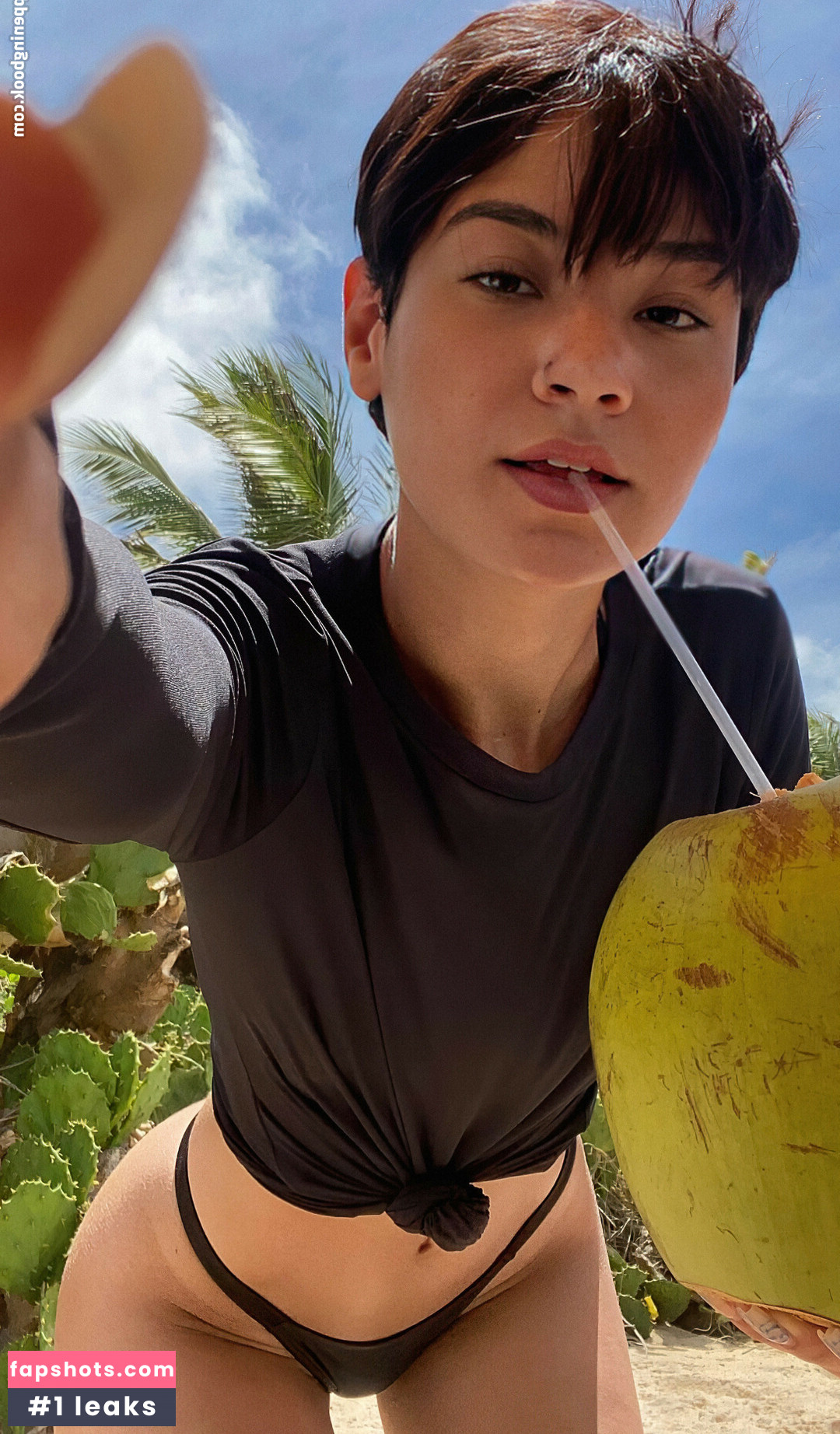 Isis Rodrigues gallery photo #100