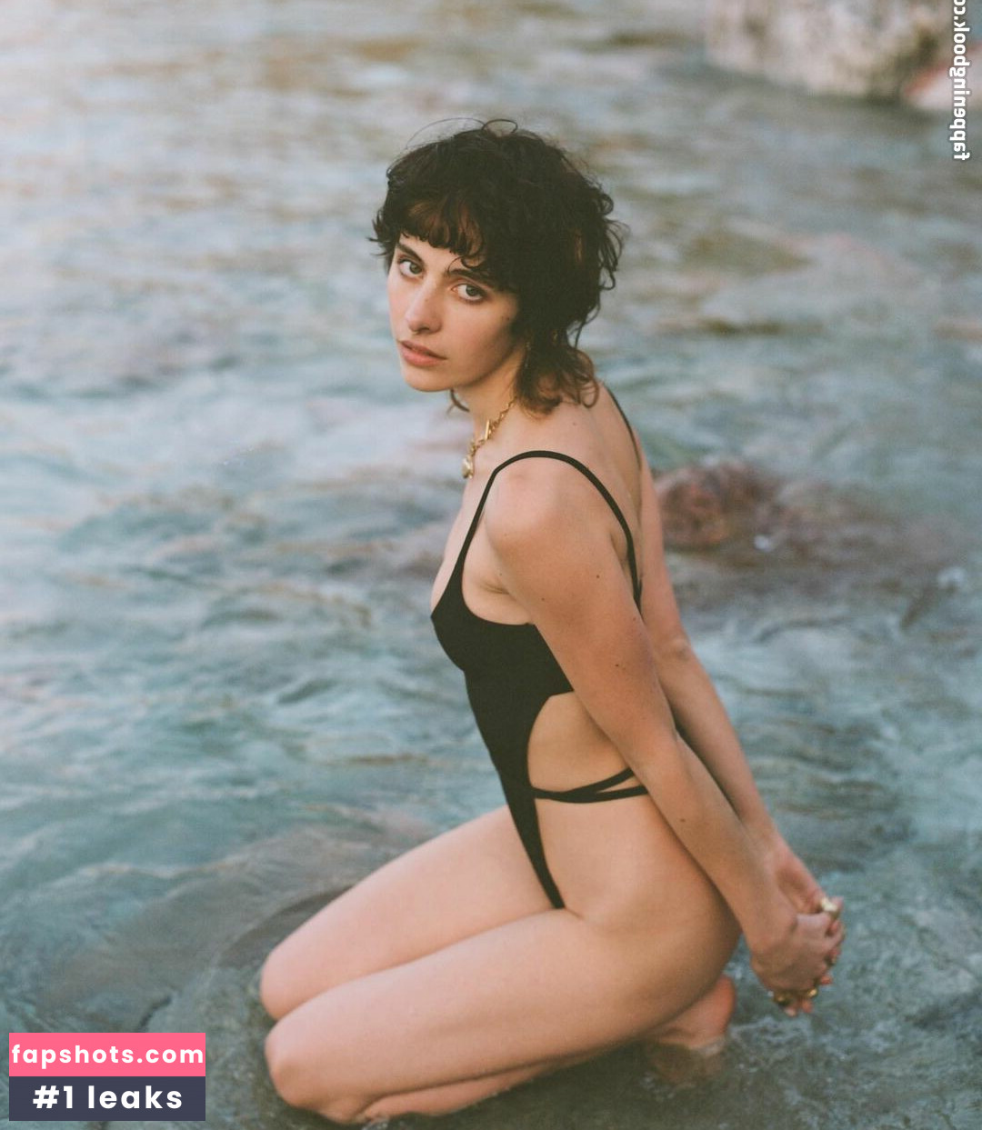 isisdavidge nude babe gallery