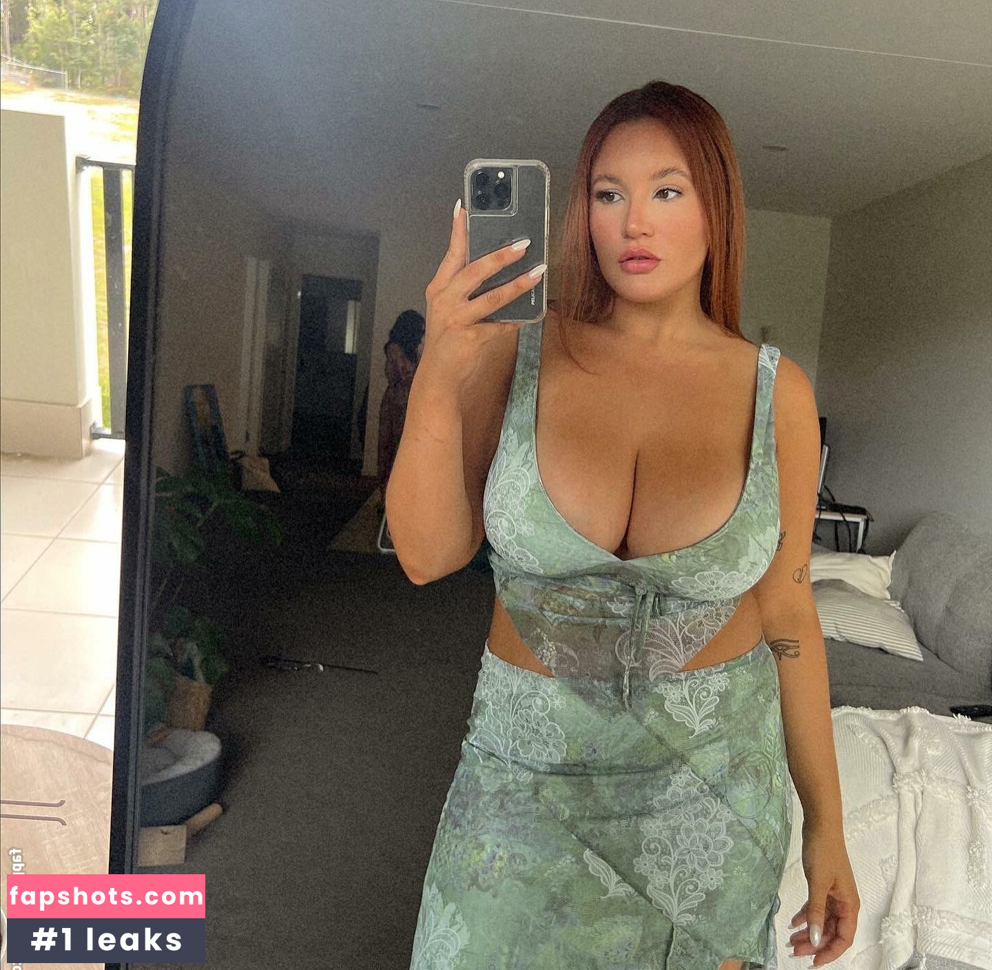 Isisxox gallery photo #123