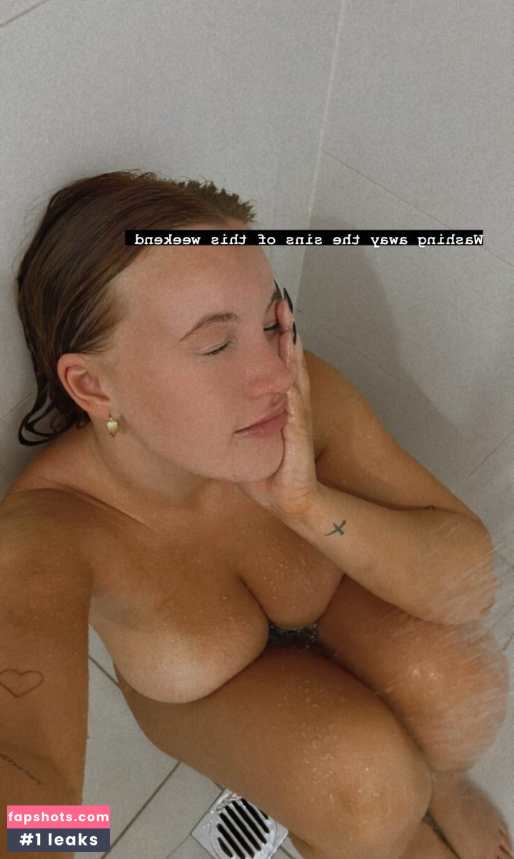 Isisxox gallery photo #142