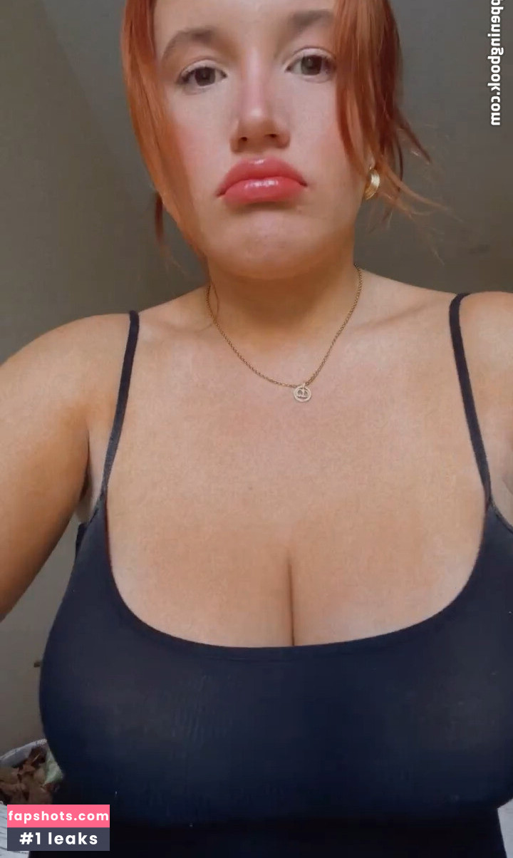 Isisxox nude babe gallery