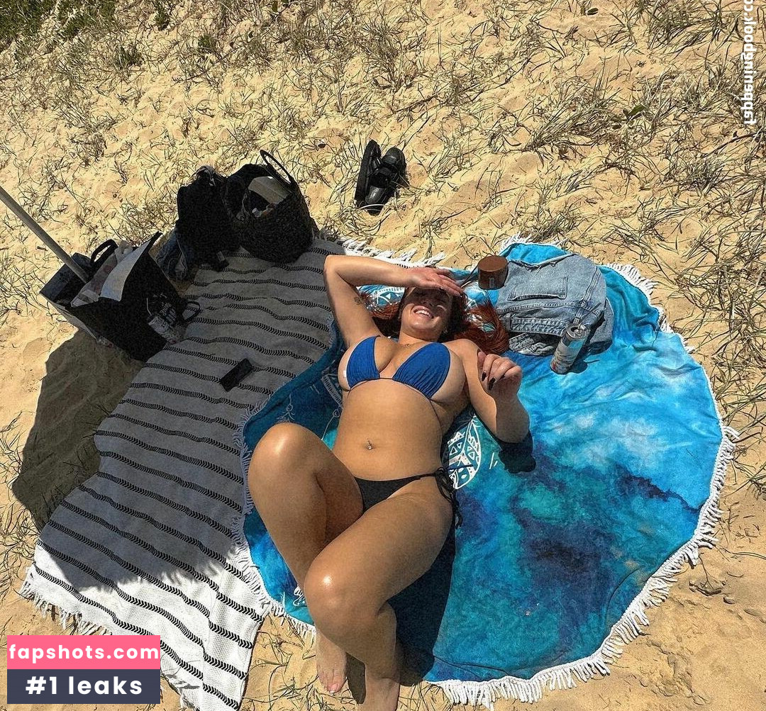 Isisxox gallery photo #250