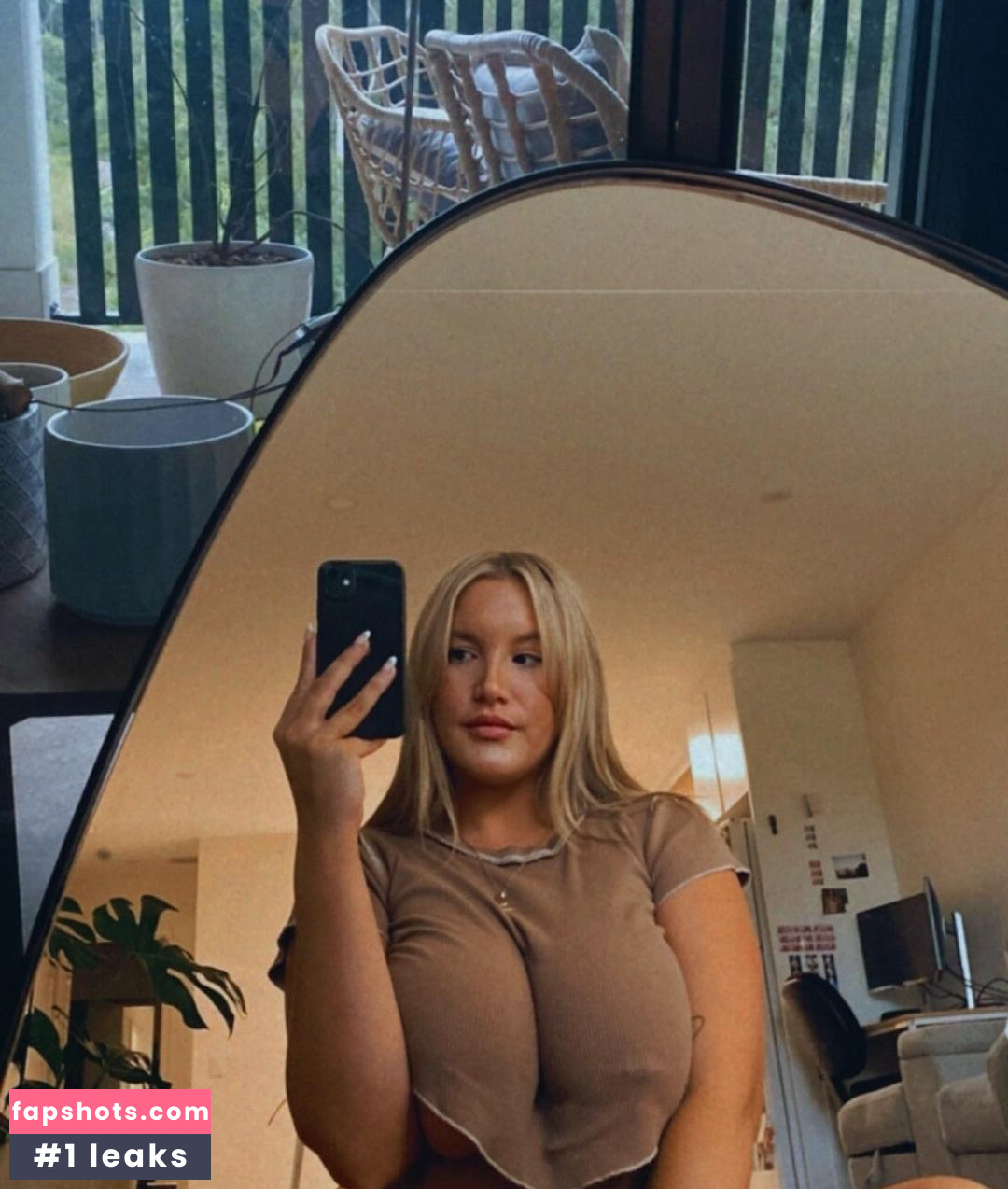 Isisxox gallery photo #254