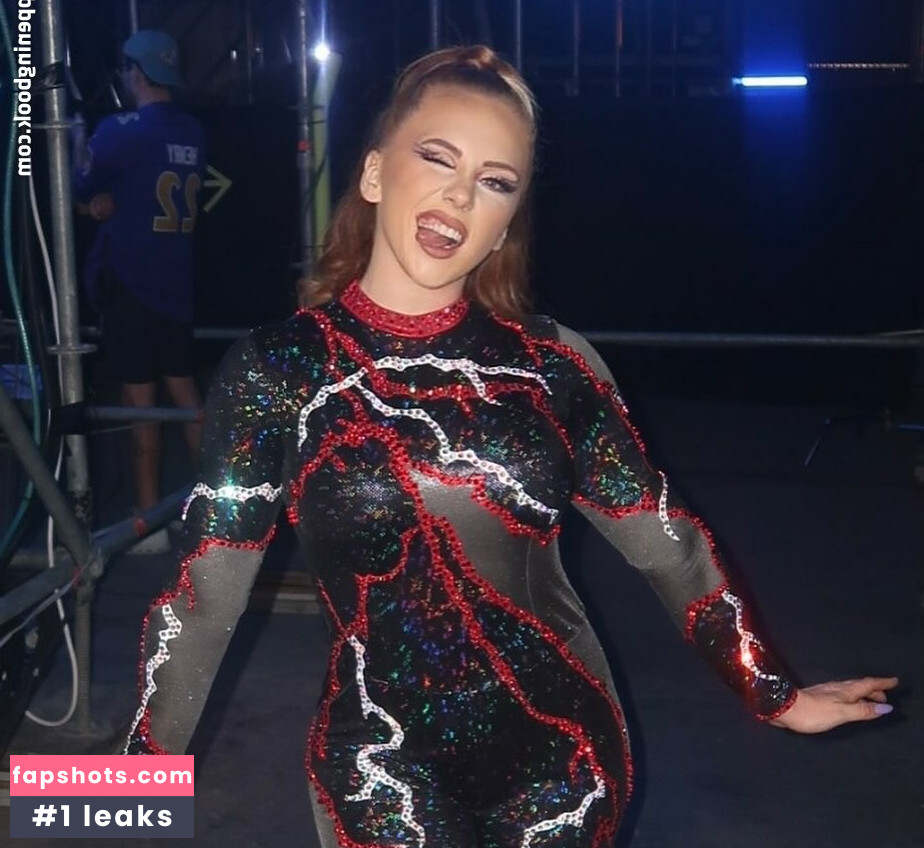 Isla Dawn gallery photo #21