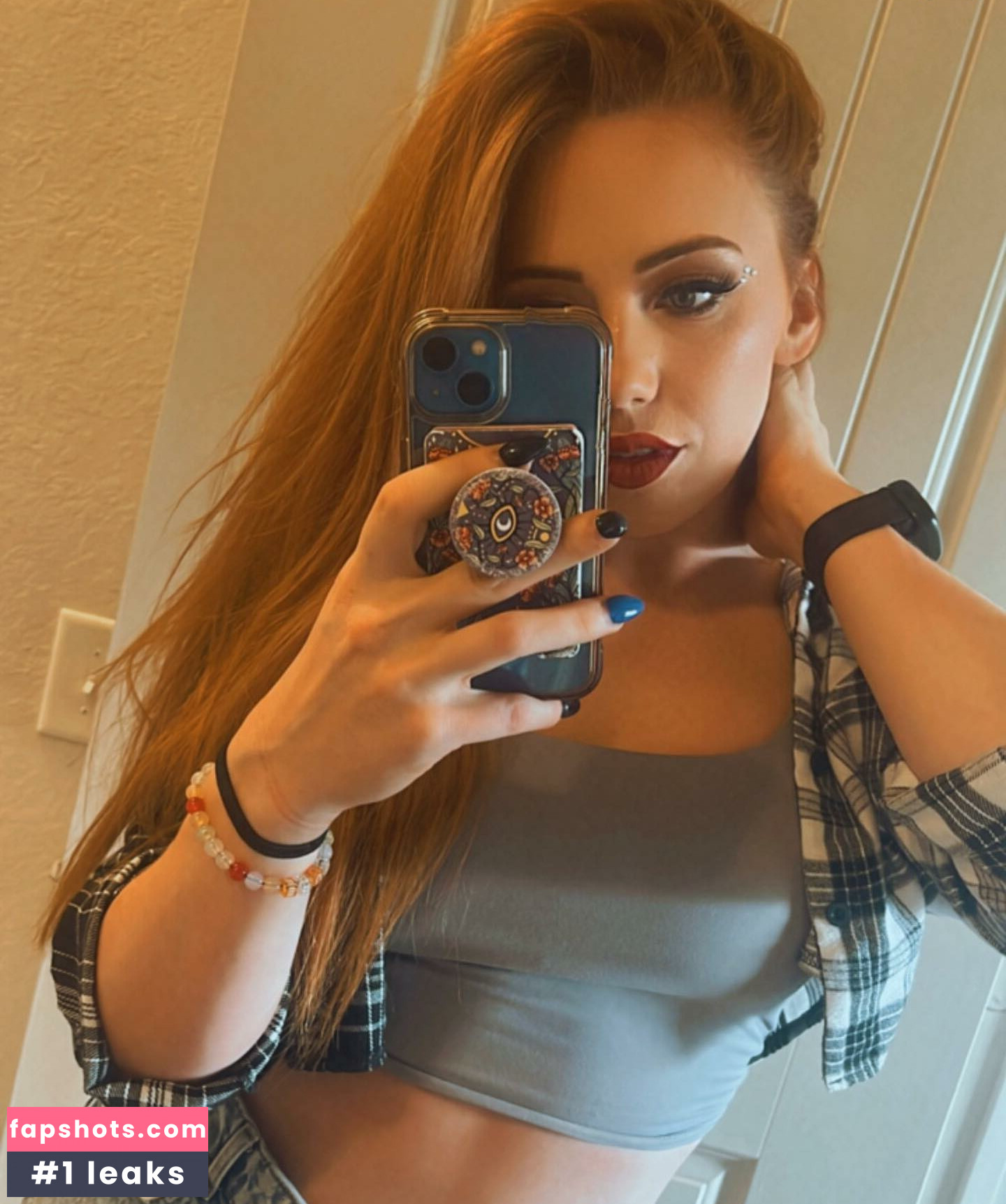 Isla Dawn gallery photo #59