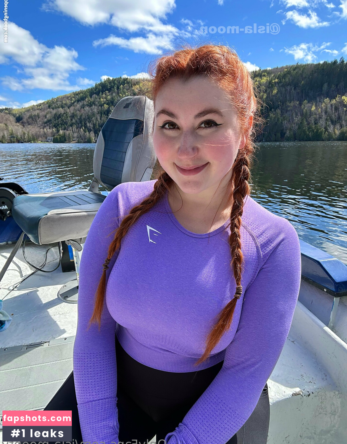 isla-moontv gallery photo #49