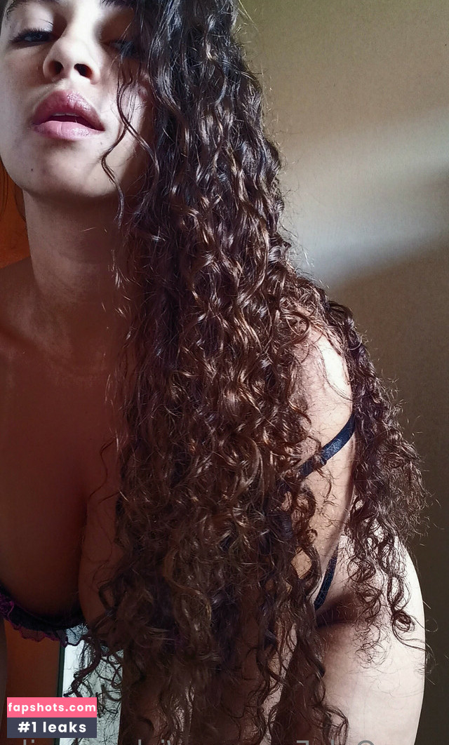 Islana Emile Nude Leaks OnlyFans Photos #15 - LeakJerk