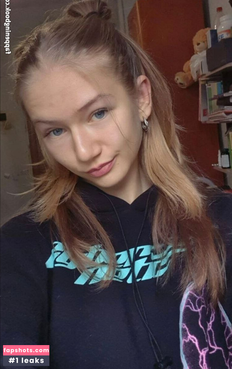 Isobel's Adventures gallery photo #7