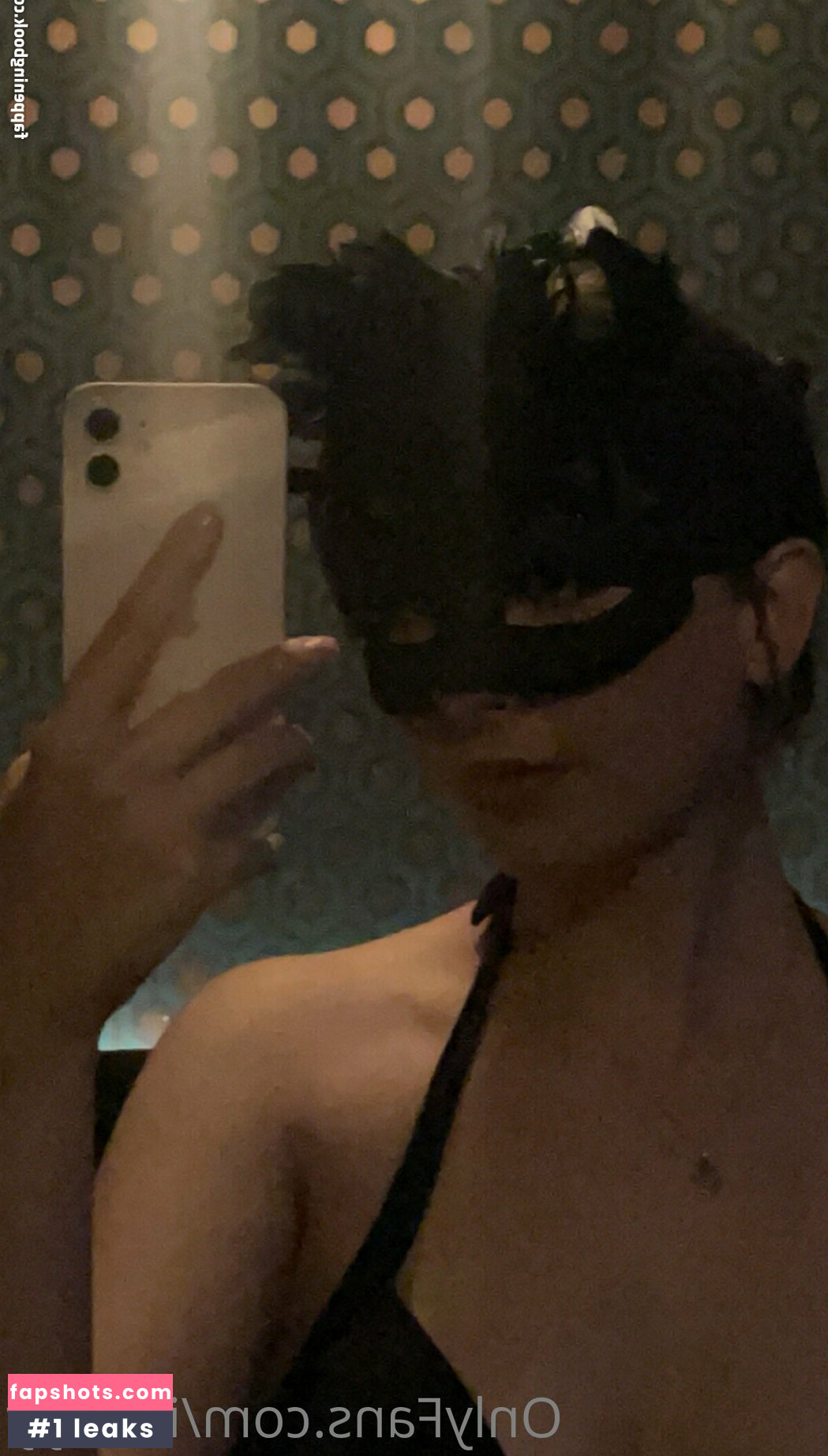 isrileyy Nude Leaks OnlyFans Photos #2 - LeakJerk