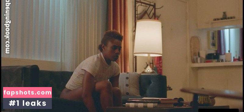 Issa Rae gallery photo #26