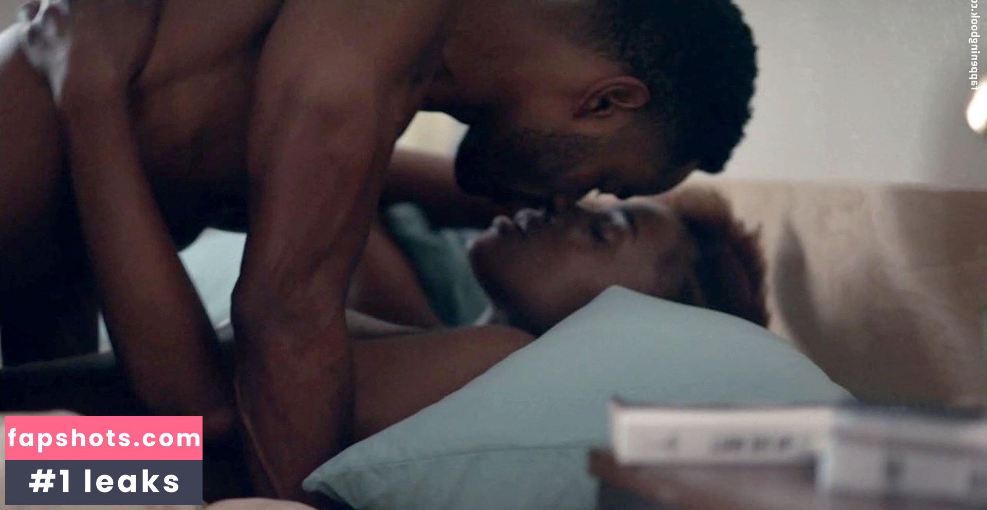 Issa Rae gallery photo #61