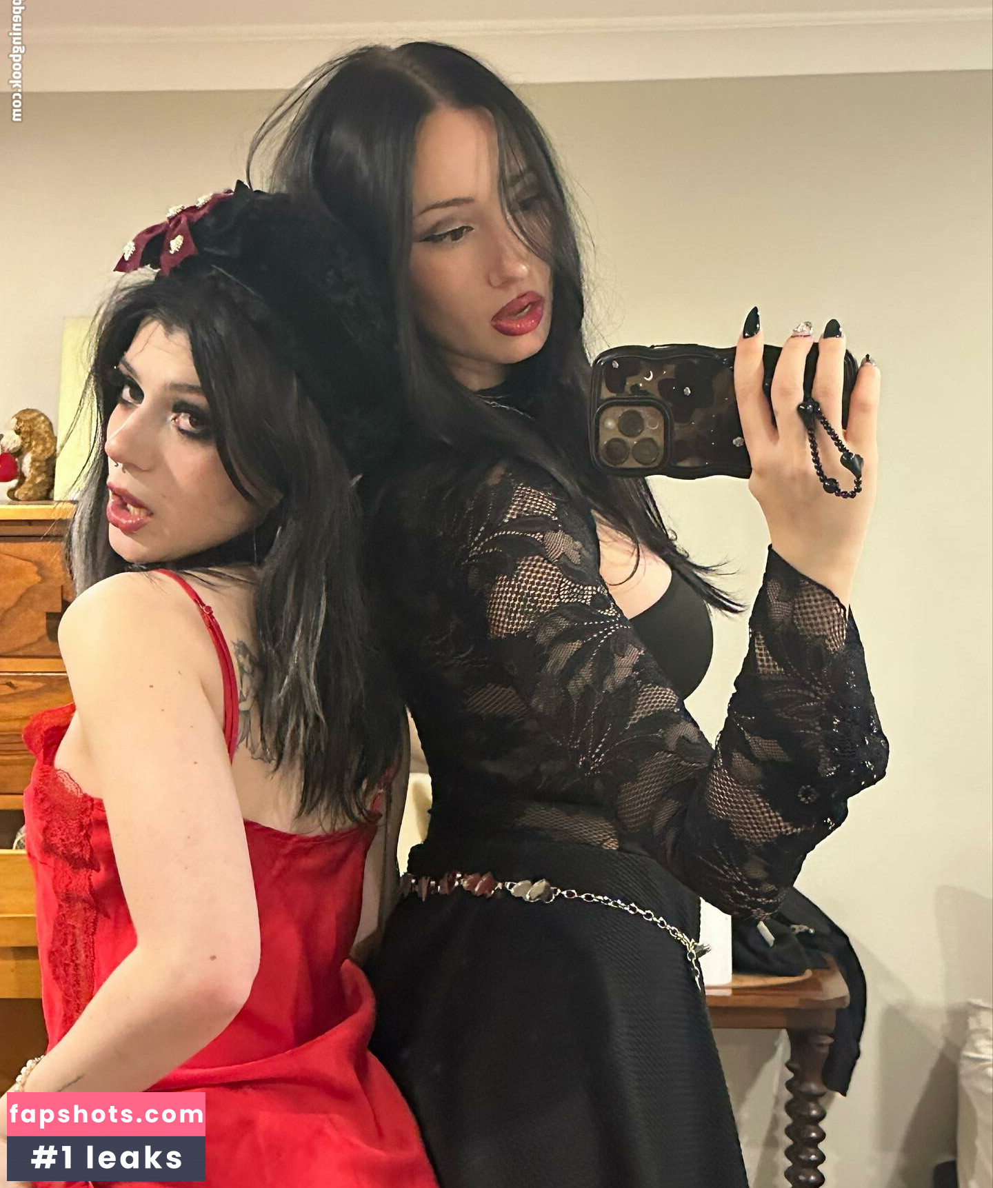 Issy.hecxo gallery photo #9