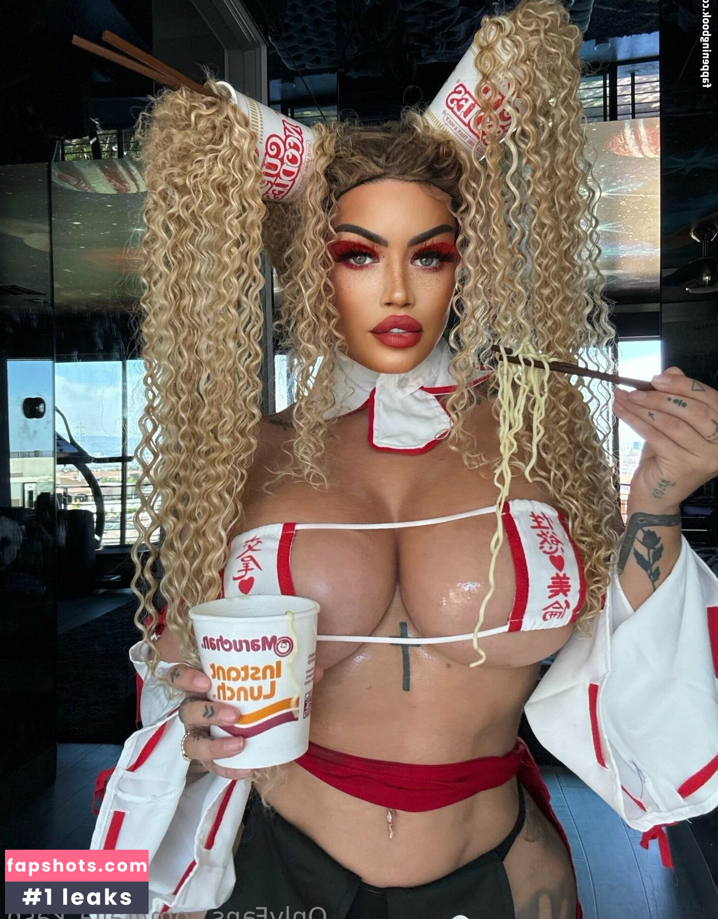 italia_kash gallery photo #4