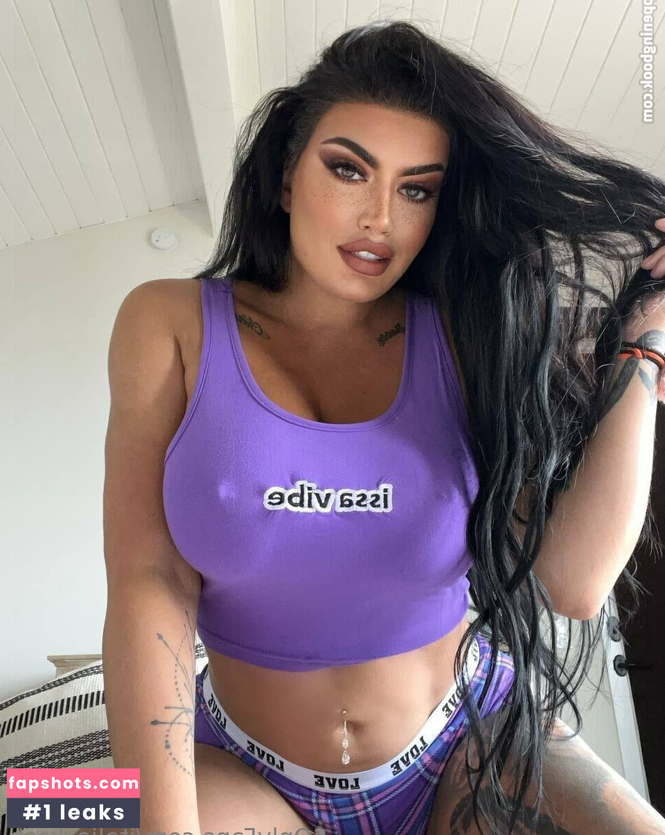 italia_kash gallery photo #39