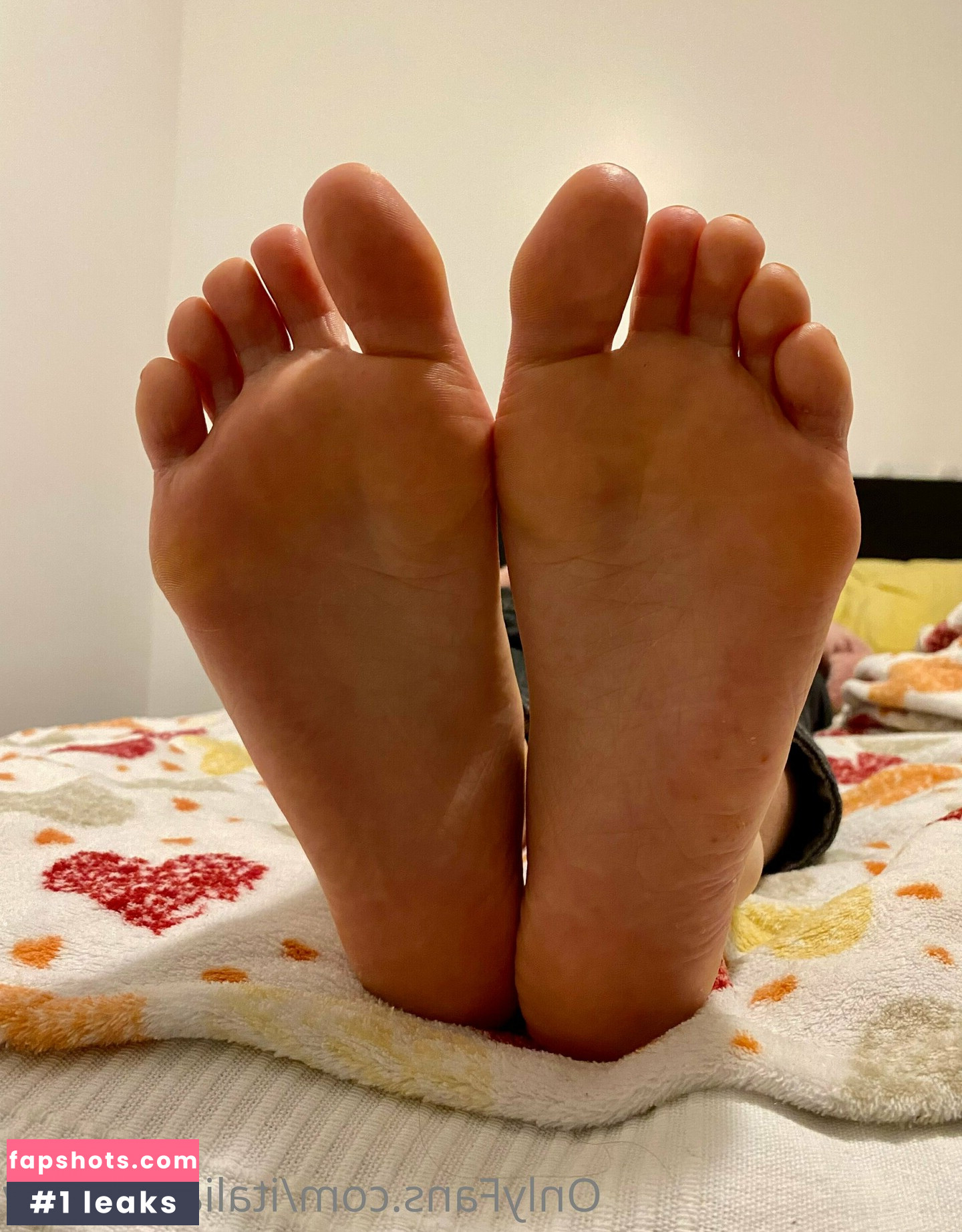 italianfeetluv Nahé úniky fotek pouze od fanoušků #13 - Fapshots