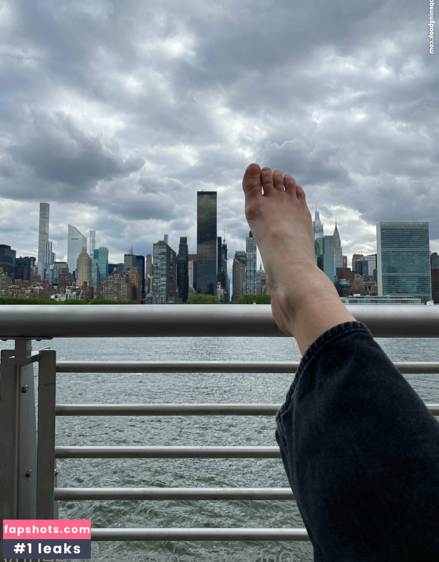 italianfeetluv Nahé úniky fotek pouze od fanoušků #3 - Fapshots