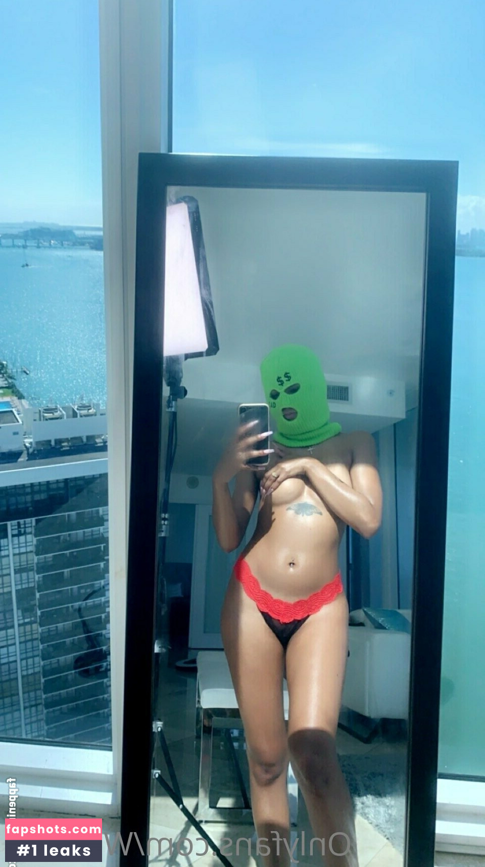 its_pocahontas gallery photo #21