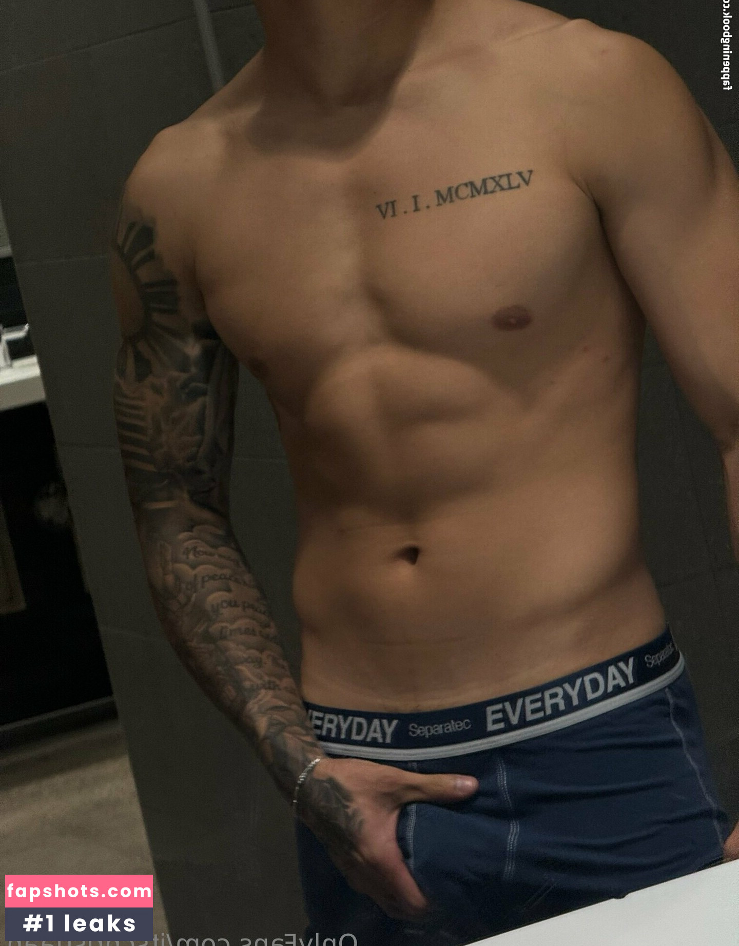 itschristiaan Nude Leaks OnlyFans Photos #3 - Fapshots