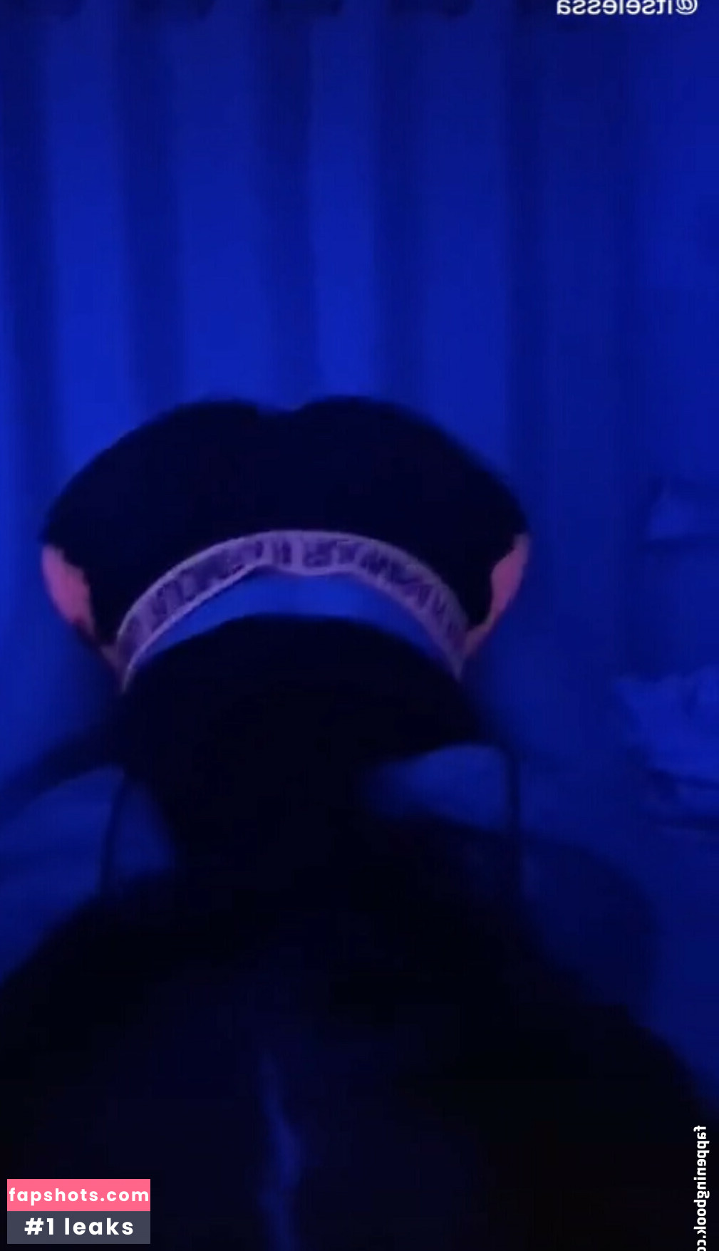 itselessa gallery photo #8