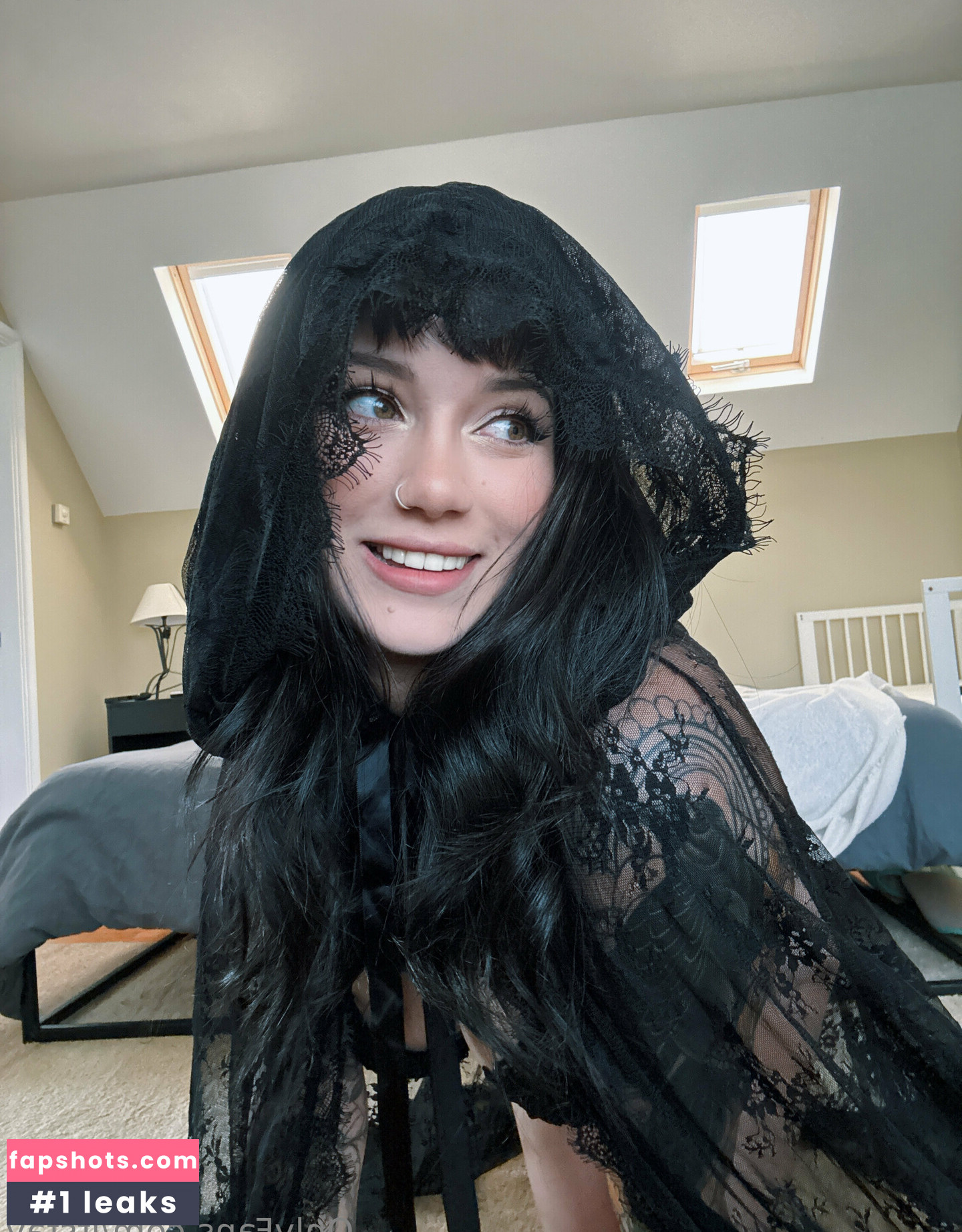 Itsfay gallery photo #33