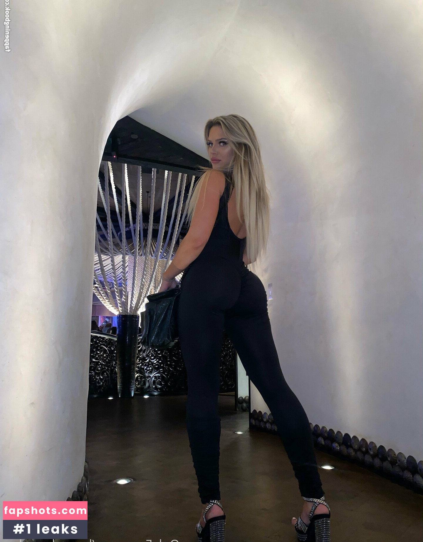 itshannahsworldd Nude Leaks OnlyFans Photos #29 - LeakJerk