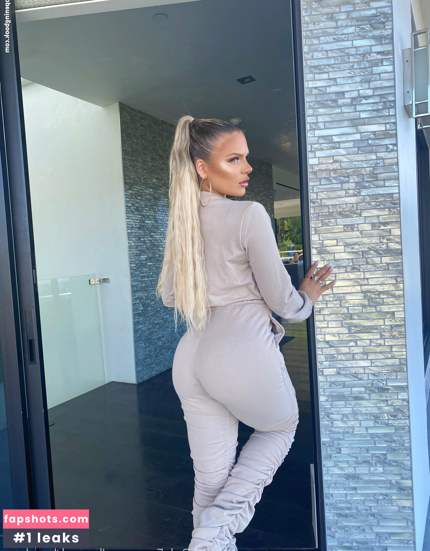 itshannahsworldd Nude Leaks OnlyFans Photos #34 - LeakJerk